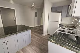 1142 SW 4th St, Miami, FL 33130 - Photo 4