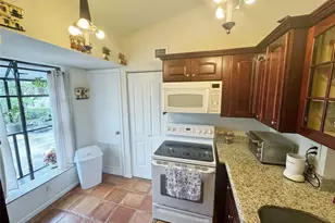 715 Gardens Dr, Pompano Beach, FL 33069 - Photo 4
