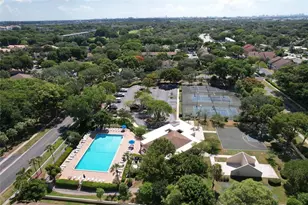 715 Gardens Dr, Pompano Beach, FL 33069 - Photo 20