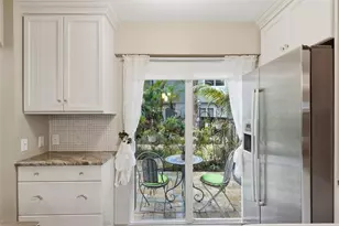 705 NE 1st St, Fort Lauderdale, FL 33301 - Photo 16