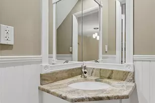 705 NE 1st St, Fort Lauderdale, FL 33301 - Photo 32
