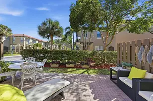 6982 Julia Gardens Dr, Coconut Creek, FL 33073 - Photo 8