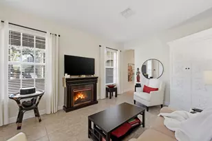 6982 Julia Gardens Dr, Pompano Beach, FL 33073 - Photo 12