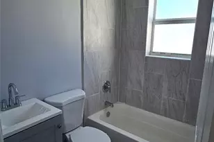 1142 SW 4th St, Miami, FL 33130 - Photo 6