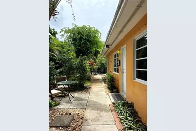 1101 NE 17 Way #4, Fort Lauderdale, FL 33304 - Photo 4