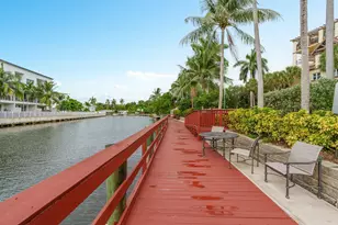 2633 NE 14th Ave, Wilton Manors, FL 33334 - Photo 46