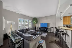 2633 NE 14th Ave, Wilton Manors, FL 33334 - Photo 4