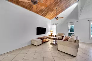 1361 SW 26th Ave, Deerfield Beach, FL 33442 - Photo 18