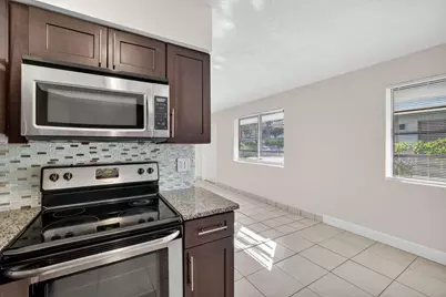 2500 SW 18th Terrace #3, Fort Lauderdale, FL 33315 - Photo 12