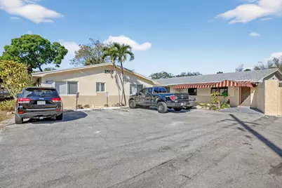 2500 SW 18th Terrace #3, Fort Lauderdale, FL 33315 - Photo 1