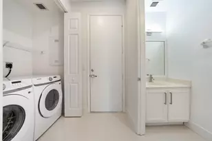 131 SE 7th Ave, Pompano Beach, FL 33060 - Photo 8