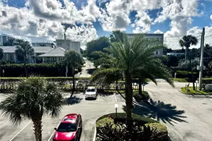 951 De Soto Rd, Boca Raton, FL 33432 - Photo 4