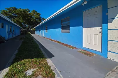 1305 NW 2nd Avenue, Pompano Beach, FL 33060 - Photo 2