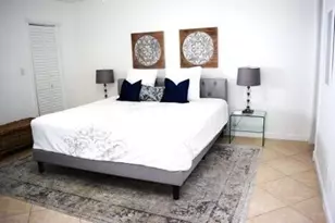 320 S Surf Rd, Hollywood, FL 33019 - Photo 12