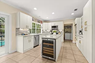 7617 Parkview Way, Coral Springs, FL 33065 - Photo 10