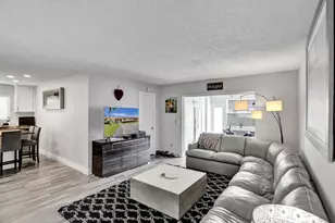 138 Lake Barbara Dr, West Palm Beach, FL 33411 - Photo 12