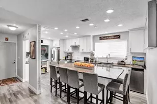 138 Lake Barbara Dr, West Palm Beach, FL 33411 - Photo 4