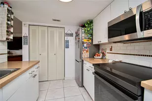 8550 NW 3rd Ln, Miami, FL 33126 - Photo 30