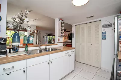 8550 NW 3rd Lane #304, Miami, FL 33126 - Photo 12