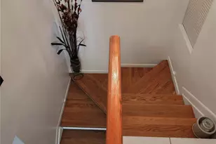 8550 NW 3rd Ln, Miami, FL 33126 - Photo 16