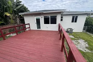 2446 Grant St, Hollywood, FL 33020 - Photo 14