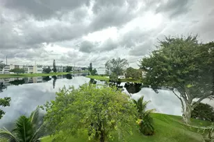 2015 Farnham, Deerfield Beach, FL 33442 - Photo 24