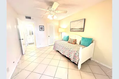 2015 Farnham #2015, Deerfield Beach, FL 33442 - Photo 16
