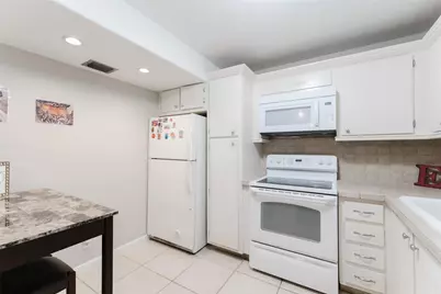 1811 Jefferson Street #304, Hollywood, FL 33020 - Photo 20