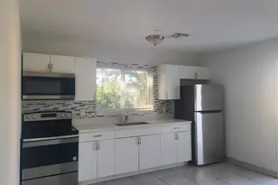 2324 Johnson St, Hollywood, FL 33020 - Photo 8