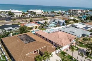 2504 Hibiscus Dr, Belleair Beach, FL 33786 - Photo 4