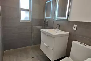 733 NE 18th Ave, Fort Lauderdale, FL 33304 - Photo 24