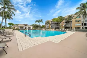 7555 Fairfax Dr, Tamarac, FL 33321 - Photo 48