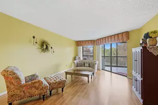 7555 Fairfax Dr, Tamarac, FL 33321 - Photo 26