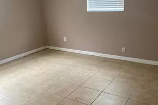 2461 SW 82nd Ave, Davie, FL 33324 - Photo 2