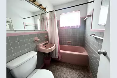 111 NE 47th Street, Oakland Park, FL 33334 - Photo 8