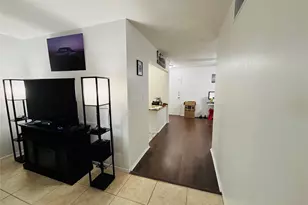 7300 NW 17th St, Plantation, FL 33313 - Photo 8