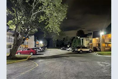 7925 Fairview Drive #101, Tamarac, FL 33321 - Photo 4