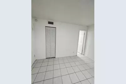 7925 Fairview Drive #101, Tamarac, FL 33321 - Photo 22