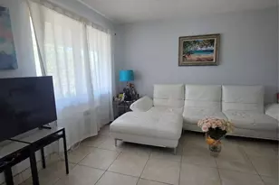 2000 51st Ct, Fort Lauderdale, FL 33308 - Photo 4