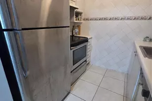 2000 51st Ct, Fort Lauderdale, FL 33308 - Photo 8