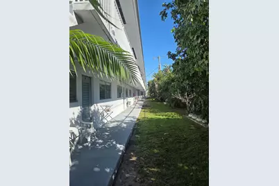 2000 51st Court #208, Fort Lauderdale, FL 33308 - Photo 2