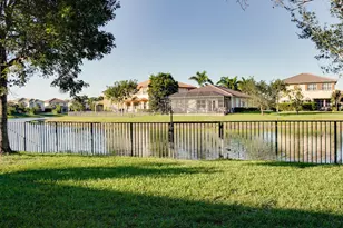 9911 S Miralago Way, Parkland, FL 33076 - Photo 10
