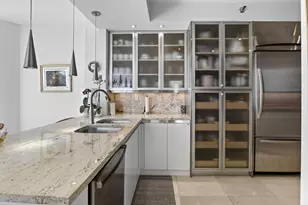 21150 Point Pl, Miami, FL 33180 - Photo 12