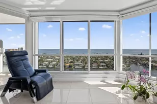 21150 Point Pl, Miami, FL 33180 - Photo 10