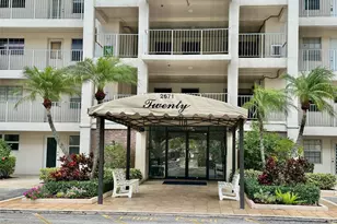 2671 S Course Dr, Pompano Beach, FL 33069 - Photo 32