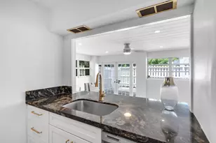 375 Orange Way, West Palm Beach, FL 33405 - Photo 6