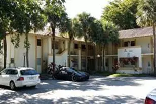 2388 Coral Springs Dr, Coral Springs, FL 33065 - Photo 2