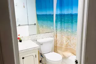 8460 Sunrise Lakes Blvd, Sunrise, FL 33322 - Photo 56