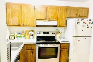 8460 Sunrise Lakes Blvd, Sunrise, FL 33322 - Photo 18