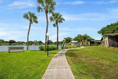 301 Cambridge Road #109, Hollywood, FL 33024 - Photo 12